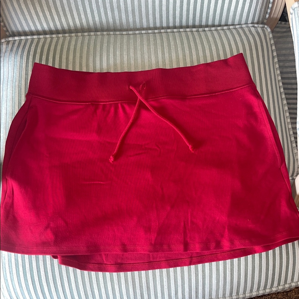 Women’s Skort- cherry red